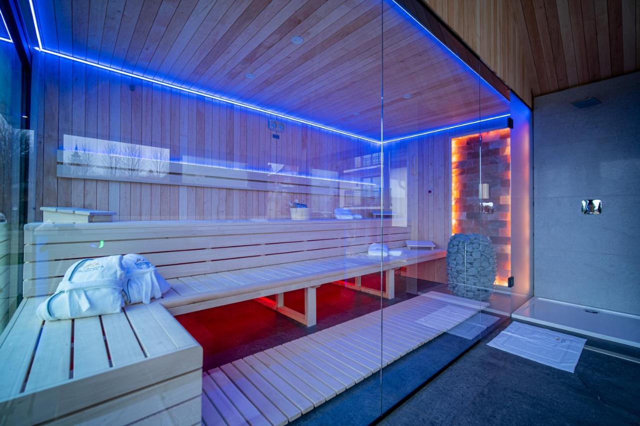 Royal Apartments & Spa Zakopane-Cyrhla エクステリア 写真