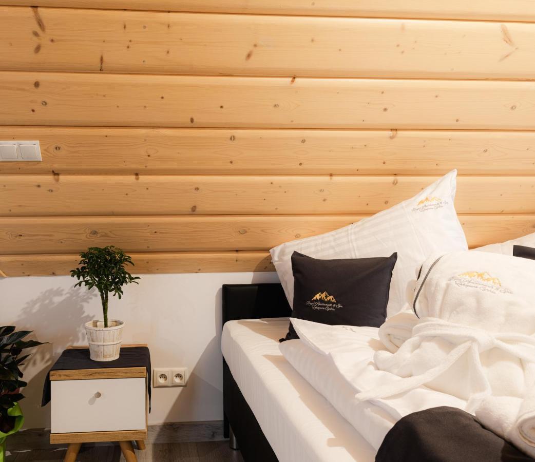 Royal Apartments & Spa Zakopane-Cyrhla エクステリア 写真