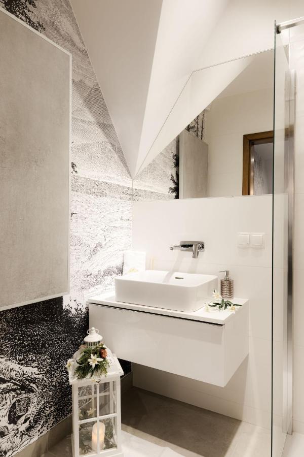 Royal Apartments & Spa Zakopane-Cyrhla エクステリア 写真
