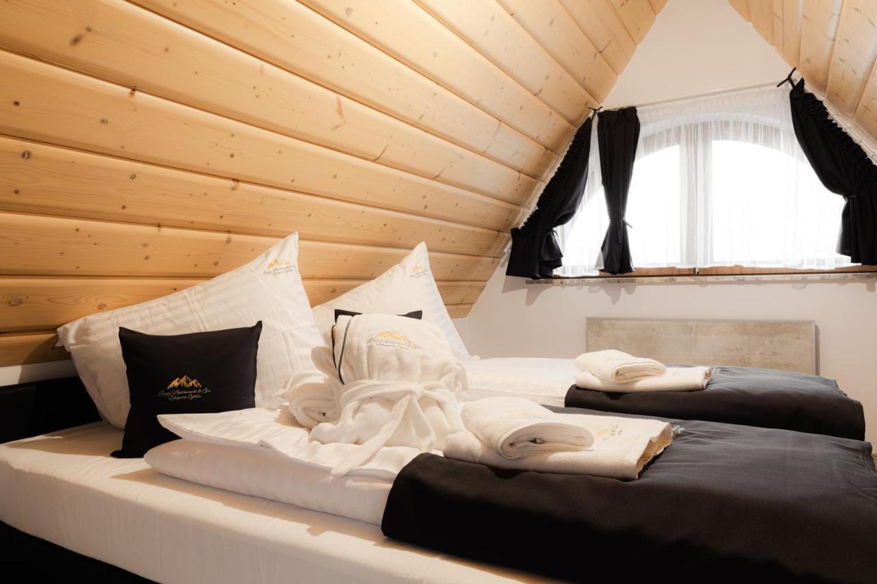 Royal Apartments & Spa Zakopane-Cyrhla エクステリア 写真