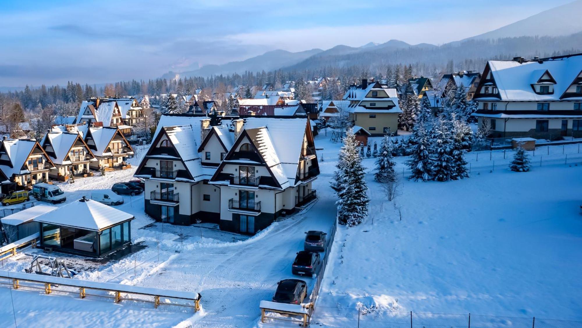 Royal Apartments & Spa Zakopane-Cyrhla エクステリア 写真